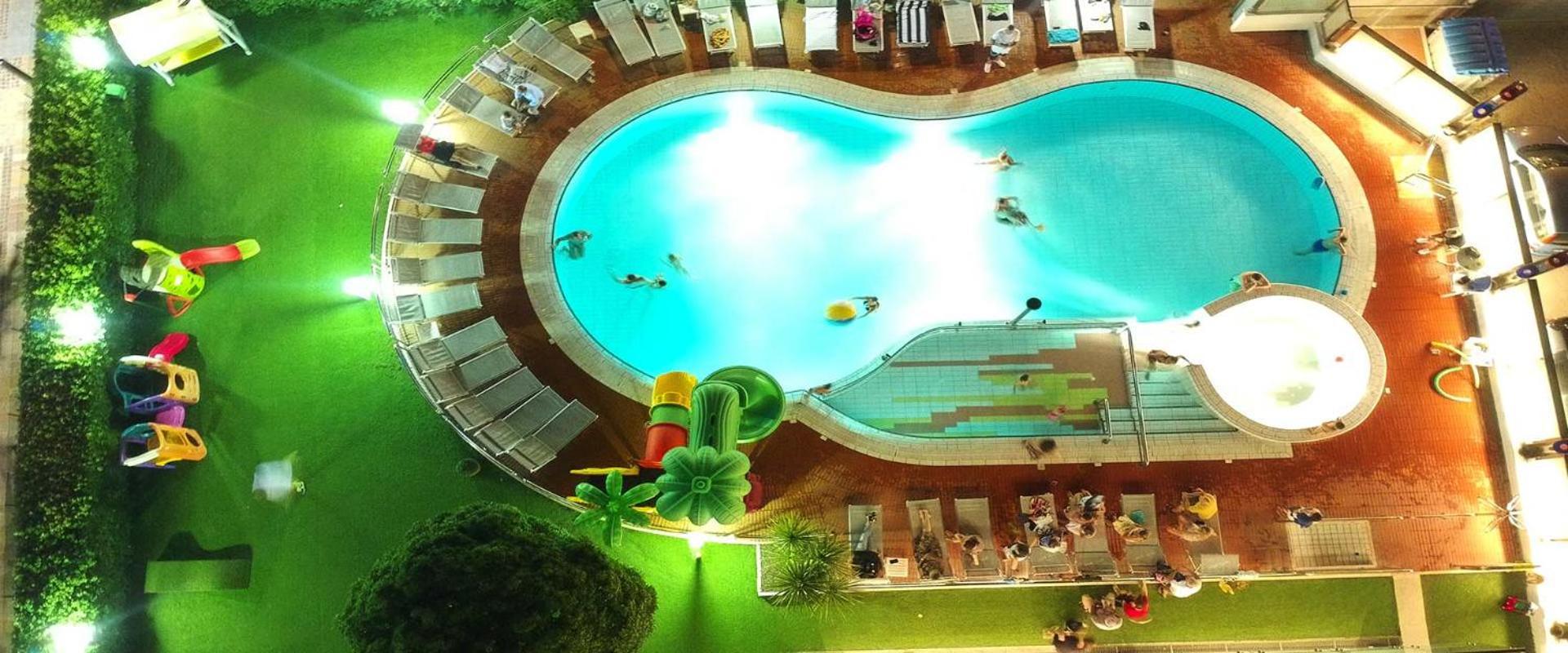 Hotel 2000 Riccione Exterior photo