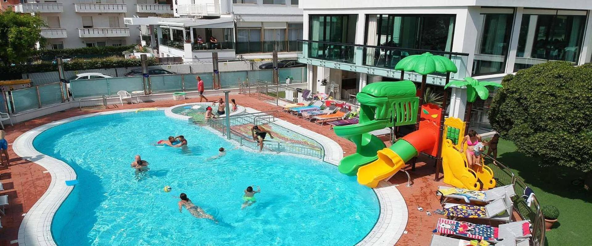 Hotel 2000 Riccione Exterior photo