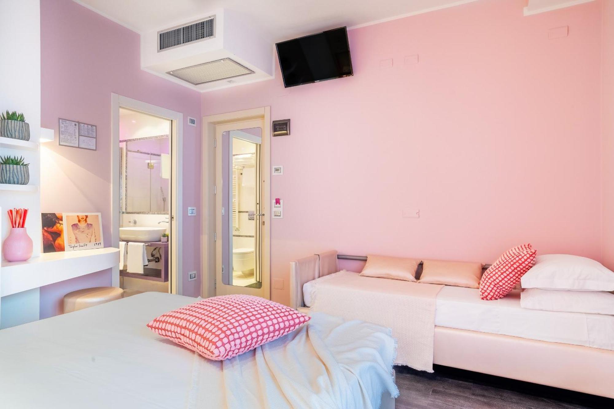 Hotel 2000 Riccione Exterior photo