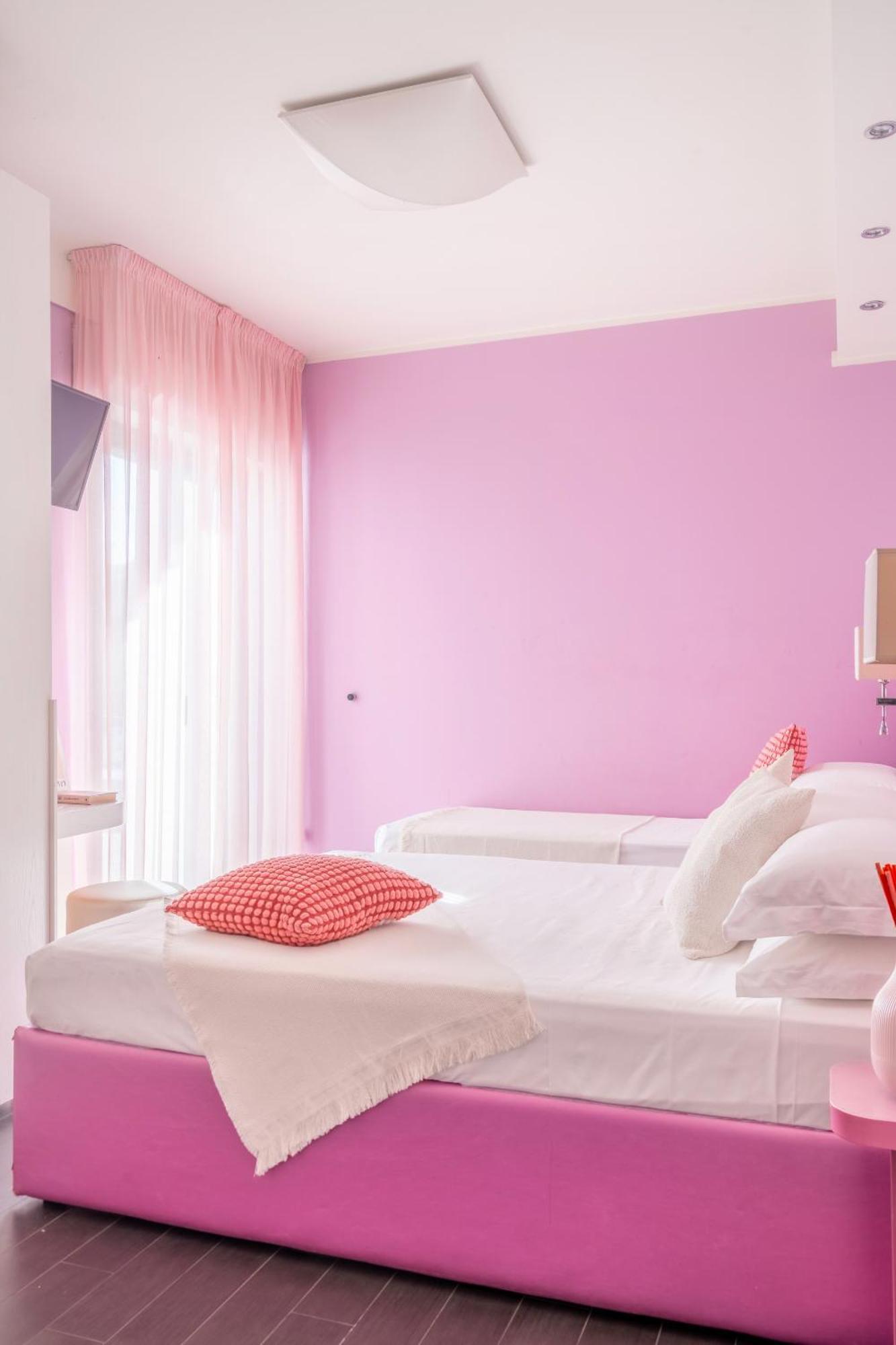 Hotel 2000 Riccione Exterior photo