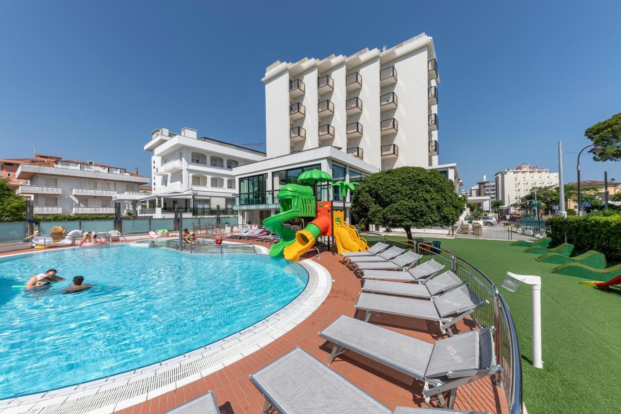 Hotel 2000 Riccione Exterior photo